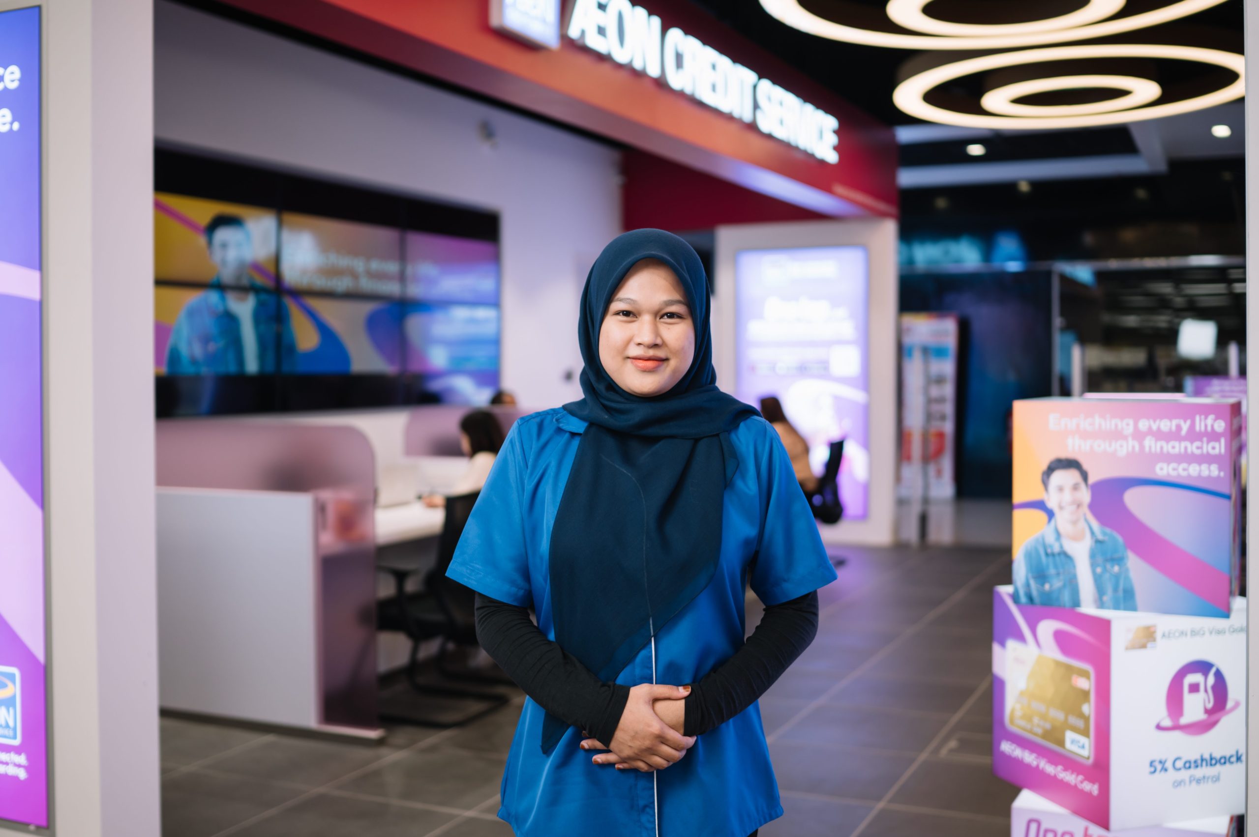 aeon credit service scaled