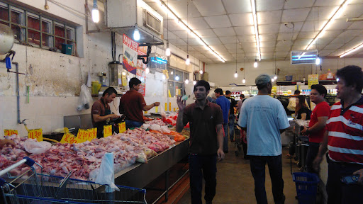 Batu Berendam Family Store