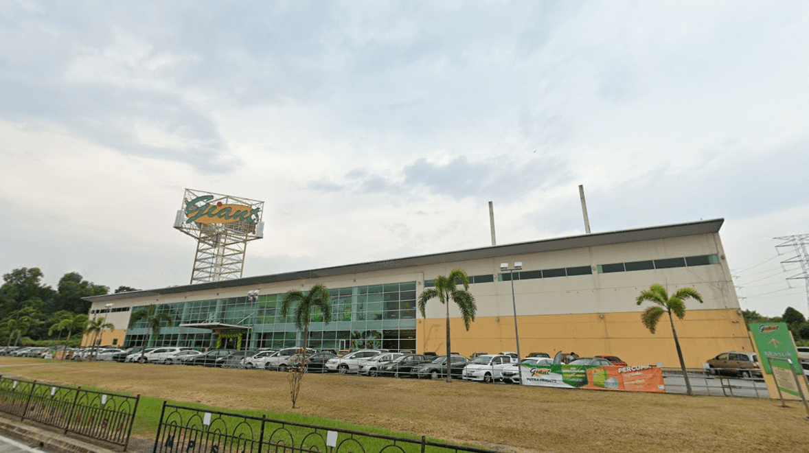 giant putra heights