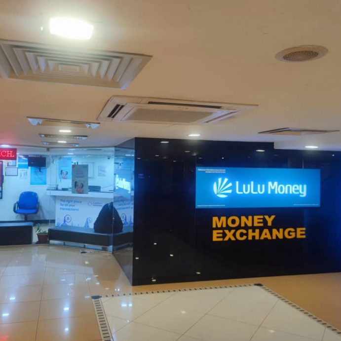 lulu money sunway pyramid