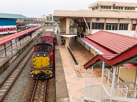 stesen keretapi beaufort